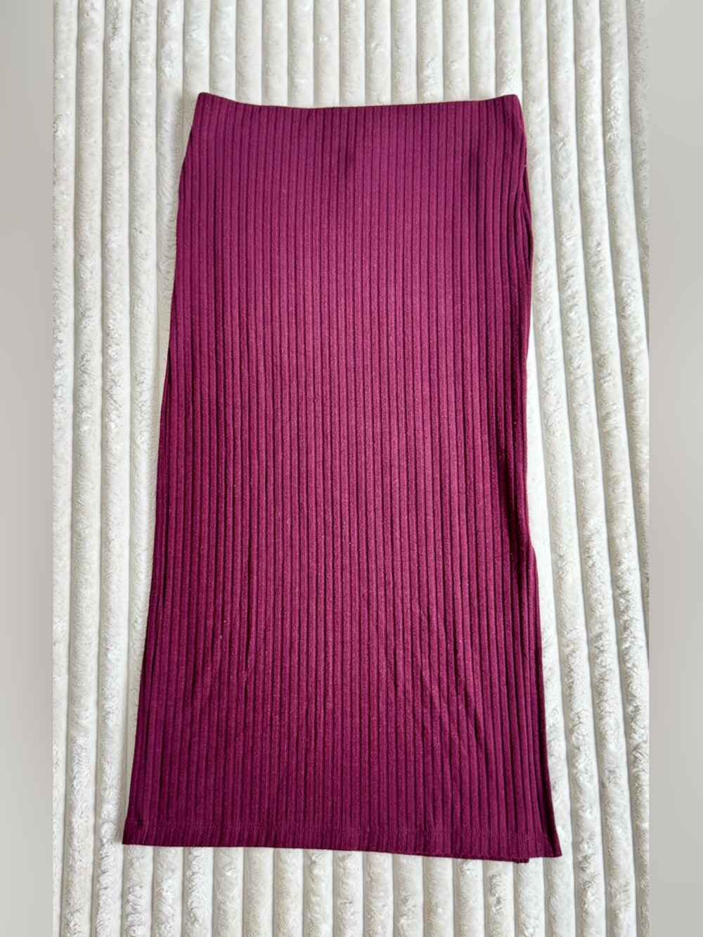 Forever 21 Ribbed Bodycon Midi Skirt in Burgundy
